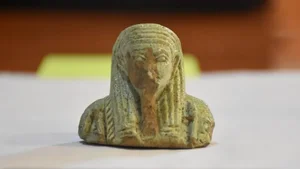 The Mystery of the Snake Goddess: New Archaeological Finds in Egypt's Tower House - image 1