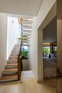 Modern Green Townhouse Design: An Urban Oasis Amidst the Concrete Jungle - image 1