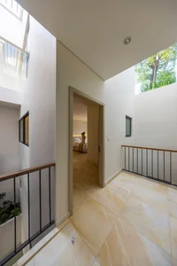 Modern Green Townhouse Design: An Urban Oasis Amidst the Concrete Jungle - image 11