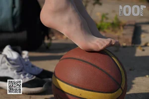 IESS One Thousand and One Nights Strawberry Playing Basketball Series - image 104