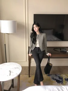 Lunar New Year 2026 Fashion: 4 Short Style Essentials to Look Taller and Younger Instantly - image 0