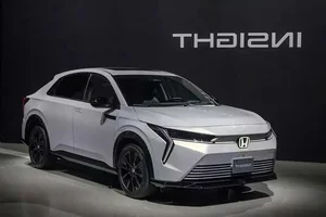 Honda Insight Relaunch in Japan: Stylish Hybrid Performance Starting at 840 Million VND - image 7