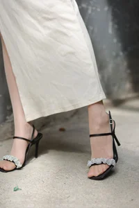 Stunning Long Legs and High-Cut Fashion - IESS Tuan Tuan Exclusive Gallery - image 11