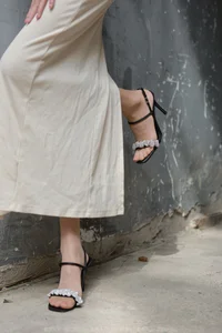 Stunning Long Legs and High-Cut Fashion - IESS Tuan Tuan Exclusive Gallery - image 8
