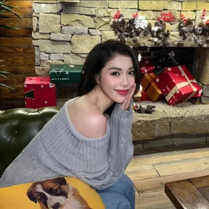 Dang Thu Huyen: The Journey from Volleyball Star to Professional TV MC - image 7