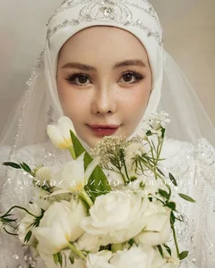 Ngan 98’s Transformation: The Evolution of Her Look After Multiple Cosmetic Enhancements - image 1