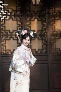 YiTuYu Vol.8552: Jiao Yi Zhi Sui Sui – Captivating Ancient Beauty & Traditional Artistry - image 25