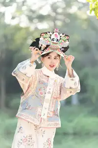YiTuYu Vol.8552: Jiao Yi Zhi Sui Sui – Captivating Ancient Beauty & Traditional Artistry - image 45