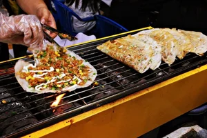 Da Lat Street Food Guide: Exploring Local Delicacies on a 100,000 VND Budget - image 7