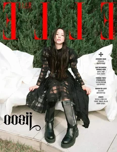 BLACKPINK Rosé Teases New Music While Jisoo Stuns with Angelic Visuals - image 2