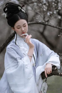 Stunning Visuals of Ting Er in YiTuYu Art Language Vol.6487 - image 8