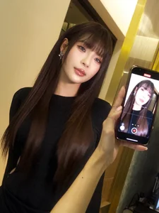 Thúy Diễm’s Youthful Transformation: The Vietnamese Star’s K-Pop Style - image 5