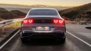 All-Electric Mercedes-Benz C-Class: S-Class Comfort in a Compact Sedan - image 13