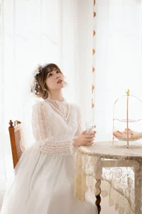 Art Language Vol.6323: Pao Fu Xiao Fang's Artistic Debut in YiTuYu - image 8