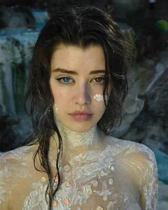 The Enigmatic Beauty of Heterochromia: Celebrating a Rare Aesthetic at Age 30 - image 2