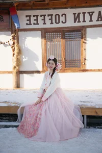 Captivating Portraits: YiTuYu Art Language Vol.7340 Fei Tian Xiao Mo Nu - image 10