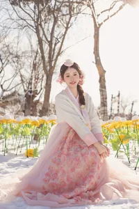 Captivating Portraits: YiTuYu Art Language Vol.7340 Fei Tian Xiao Mo Nu - image 26