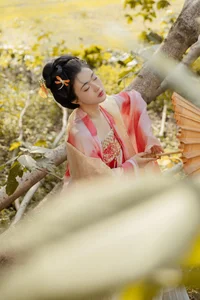 YiTuYu Art Language Vol.6451: The Radiant Charm of Xia Han Han - image 23
