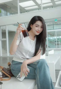 Vu Thanh Quynh: The Inspiring Journey of a Beauty Icon's Transformation - image 2