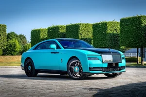 The Art of Luxury: Three Unique Rolls-Royce Editions for Chinese Collectors - image 7