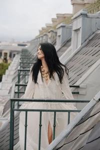Yang Mi Captivates Paris Fashion Week with Her Versatile and Stunning Looks - image 4