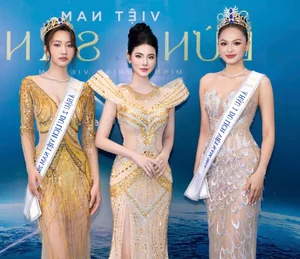 Runner-up Le Kim Khoe Exudes Glamour in Latest High-Fashion Gallery - image 4