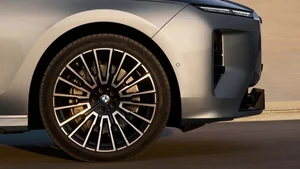 2027 BMW 7-Series Facelift: A Historic Update Infused with Future DNA - image 20