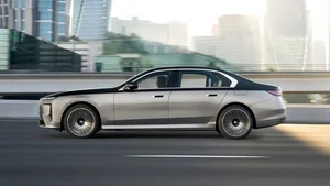 2027 BMW 7-Series Facelift: A Historic Update Infused with Future DNA - image 3
