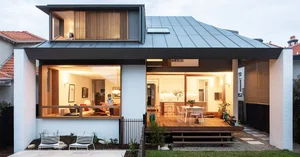 20+ Modern Mezzanine House Designs with 3 Bedrooms for Versatile and Stylish Living - image 10