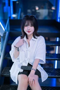 The Viral Phenomenon of the Net Cafe Hot Girl and Her Social Media Reign - image 1