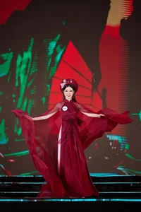 Pham Thi Ngoc Quynh Crowned Miss Tourism Vietnam 2024 - image 2