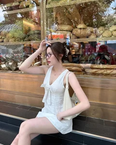 Tăng Mỹ Hàn Sets New Fashion Standards with Stunning Physique in Latest Photoshoot - image 0