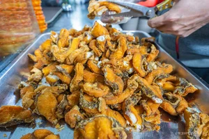 Hanoi's Famous Milk Fish Noodle Soup: Selling 1,000 Bowls Daily - image 0