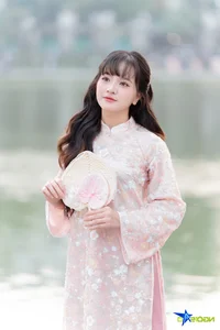 Charming Hanoi: Capturing the Soul of Lunar New Year in Traditional Ao Dai - image 0