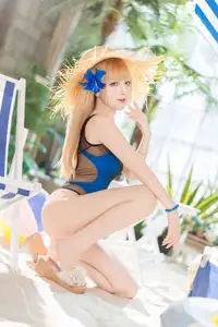 Coser Feng Jiang Jiang V: Tropical Charm in Summer Swimwear (41P) - image 0