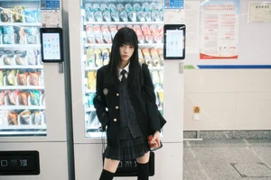 Modern Muse: Xiao Song Ma Nai in YiTuYu Art Language Vol.6651 Collection - image 15