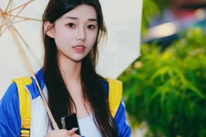 Cinematic Visuals: YiTuYu Art Language Vol.4987 Pei Tong Xue Professional Portrait Collection - image 0