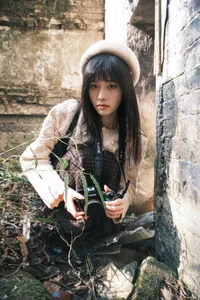 Visual Impact: Xiao Song Ma Nai in Art Language Vol.6579 - image 8