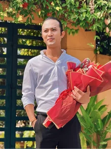 Celebrating Five Years of Love: Bao Thy’s Anniversary and Thu Quynh’s Bold Fashion Statement - image 6