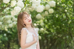 Vibrant Artistic Expression: YiTuYu Art Language Vol.5821 Featuring Pao Fu Xiao Fang - image 0