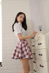 Mei Zi’s Academy Style: A Fresh Take on Preppy Fashion - image 31