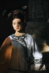Artistic Elegance Redefined: YiTuYu Art Language Vol.6336 Featuring Zhao Xue - image 9