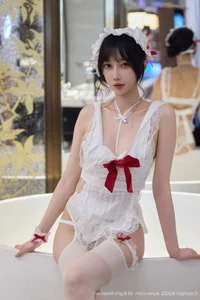 The Sweet and Alluring Beauty of Yue Er Yue Er in Shanghai - image 17