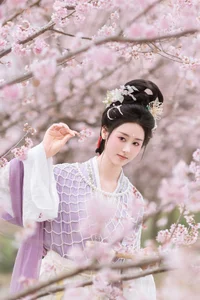 Sophisticated Artistry: YiTuYu Art Language Vol.6800 with Ren Jian Yue-su Chen - image 14