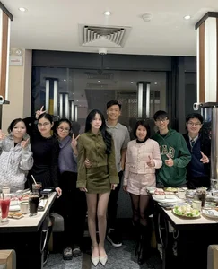 Thành Chung’s Wife Stuns Fans with Beauty Rivaling Beauty Pageant Queens - image 2