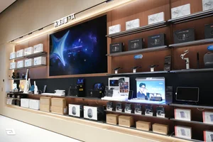 HONOR Alpha Store Shenzhen: A Revolutionary Concept in Modern Tech Retail - image 1