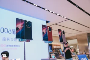 HONOR Alpha Store Shenzhen: A Revolutionary Concept in Modern Tech Retail - image 2