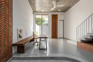 Modern Home Design: How an Old Warehouse Became a Dreamy Urban Sanctuary - image 2