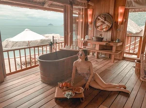 Inside the Luxurious Lifestyle of Vietnamese Actress Quynh Nga: Fashion, Travel, and Glamour - image 2