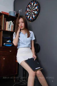 IESS Sixiangjia 825 Xigua Capable Long-Legged Secretary Office Style Gallery - image 12